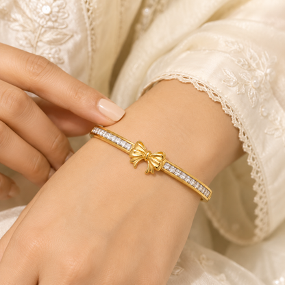 Bow Crystal Bangle