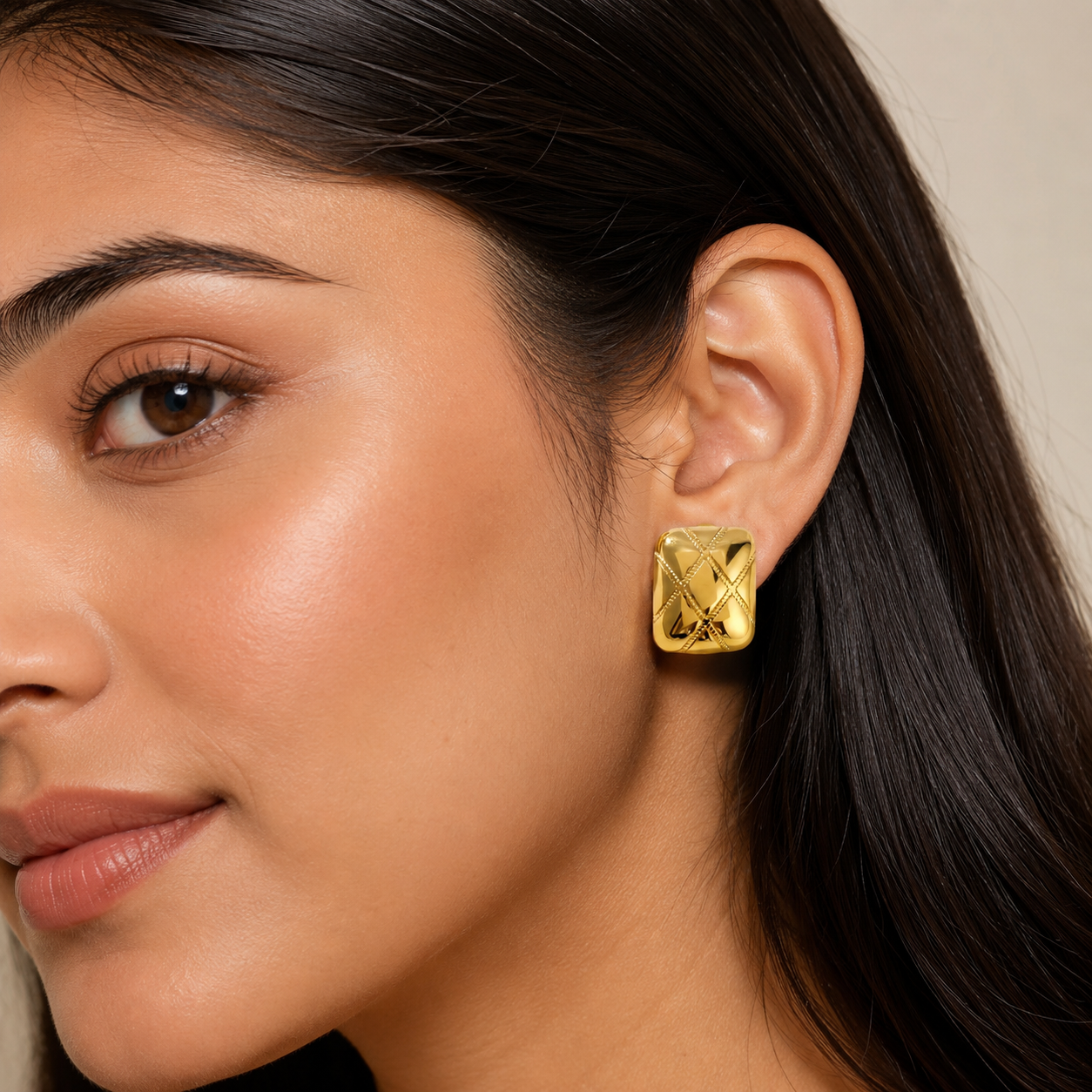 Crisscross Dome Stud Earrings