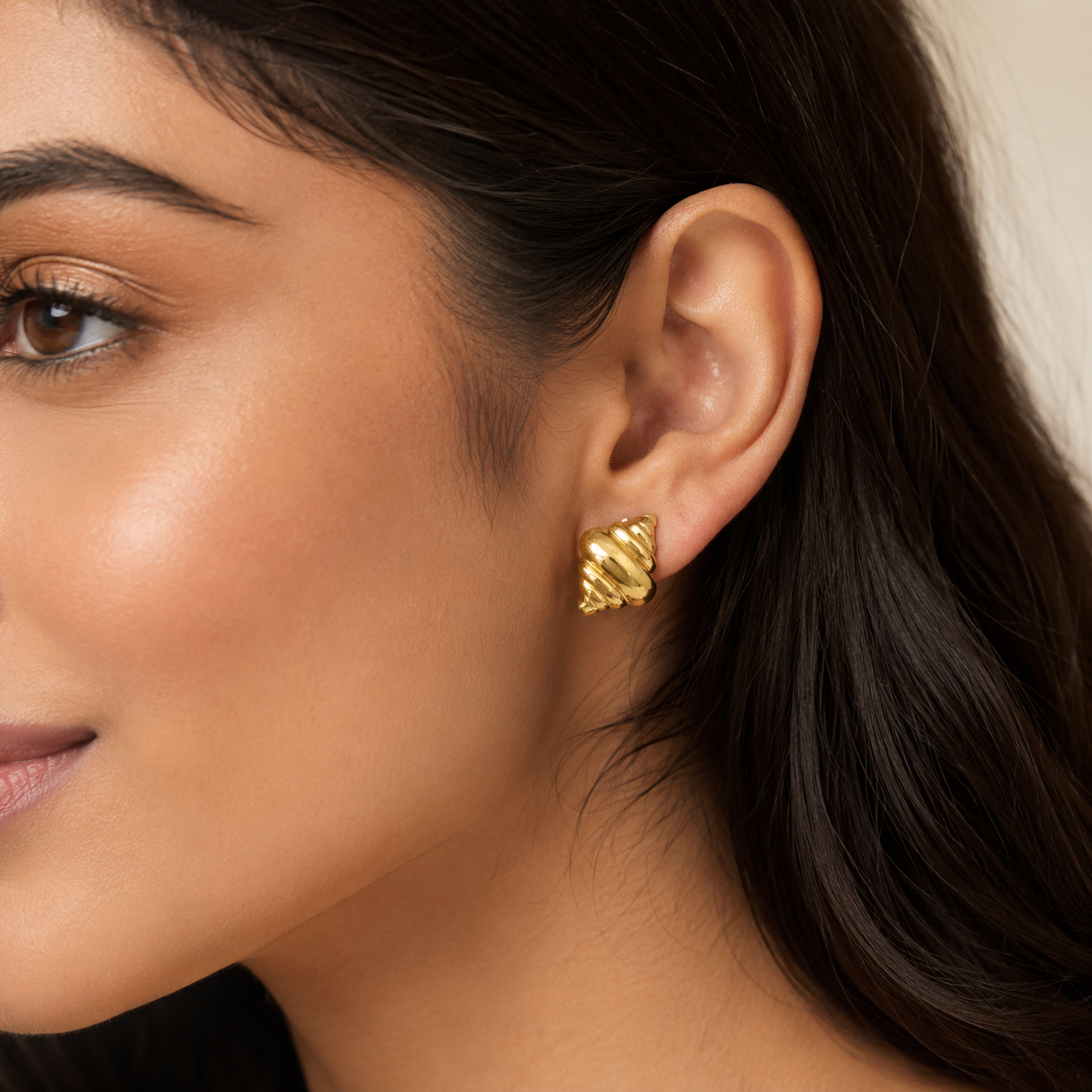 Layered Shell Stud Earrings