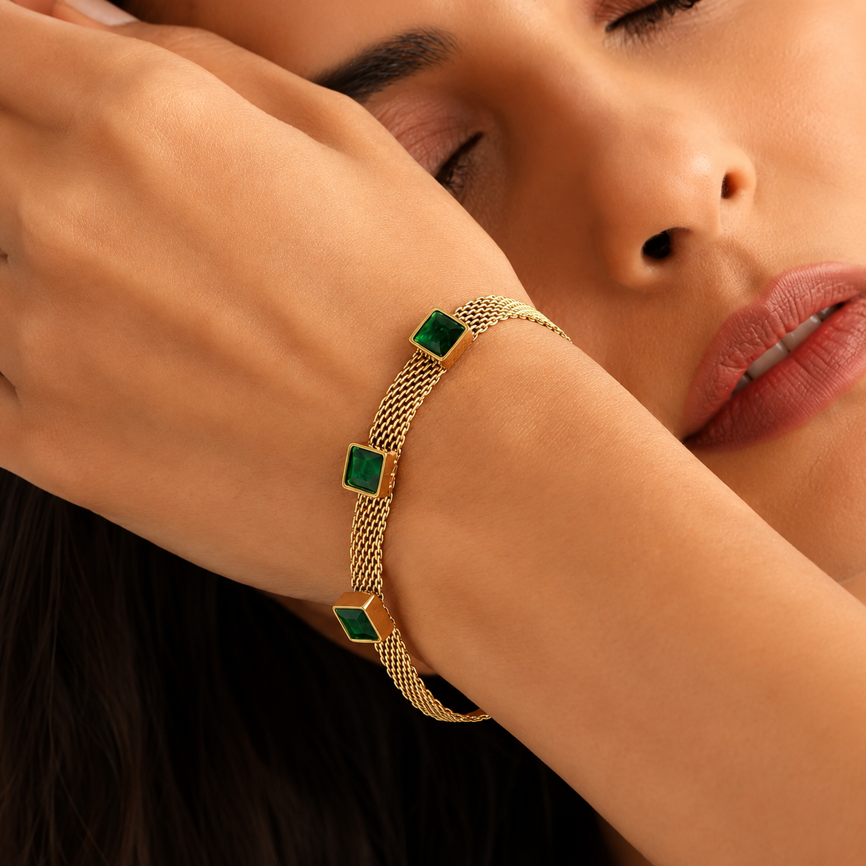 Emerald Mesh Bracelet