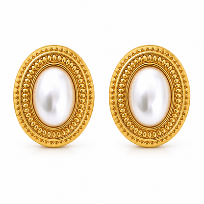 Oval-shaped stud earrings