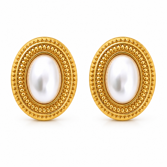 Oval-shaped stud earrings
