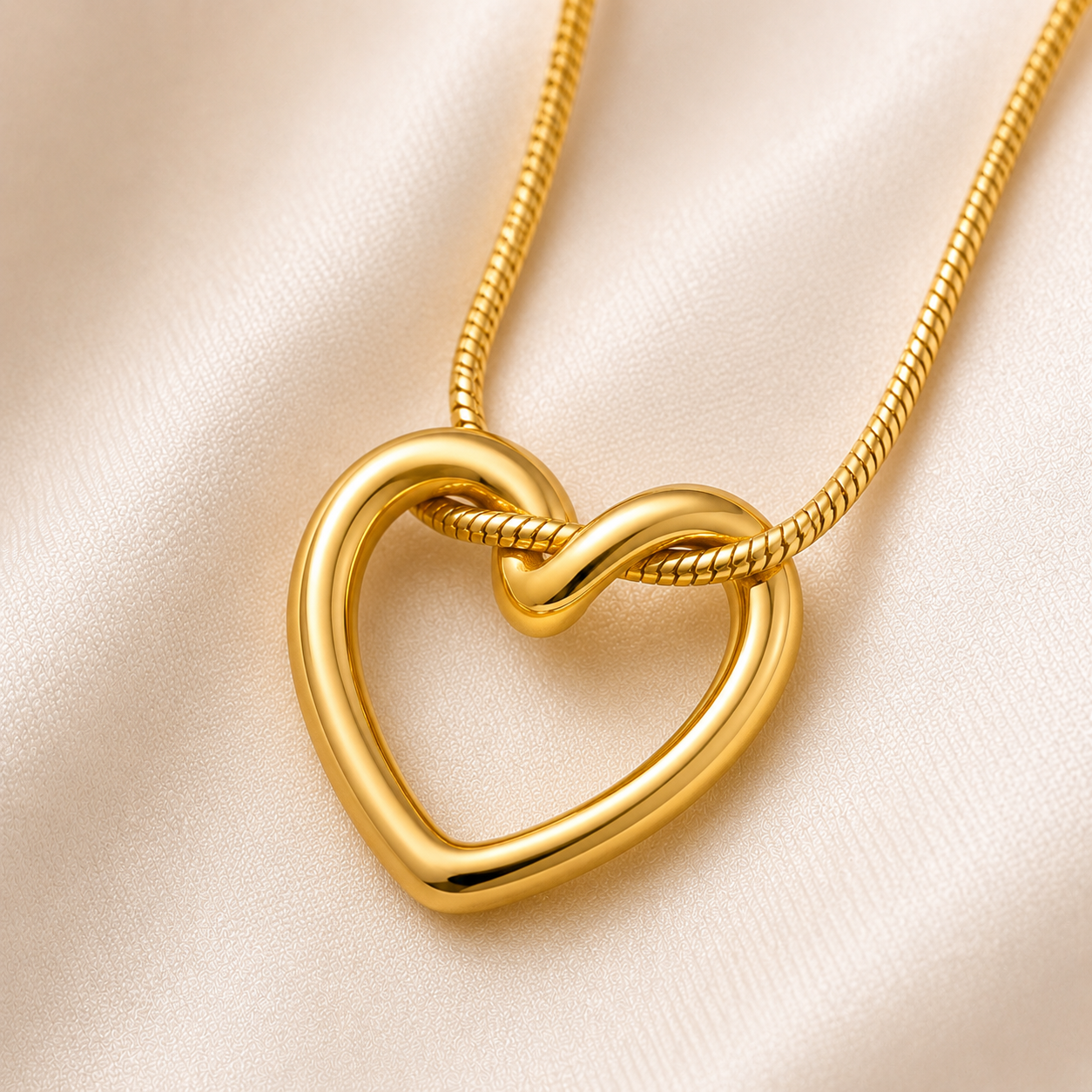 Snake Chain Heart Pendant Necklace